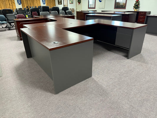 U14170 - Executive U Shape Desk - $750