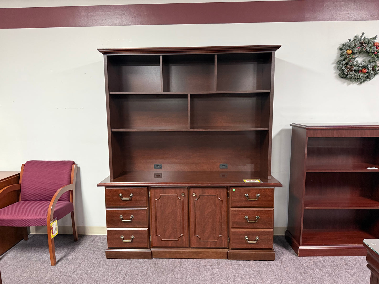 U12293 - Credenza - $350