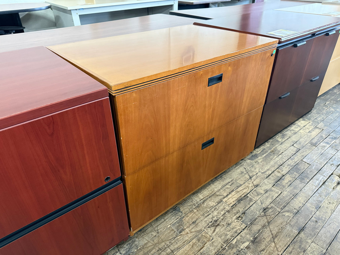 U11913 - 2Dr Lateral File - $275