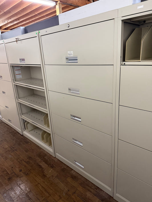 U13516 - Shelf File - $250